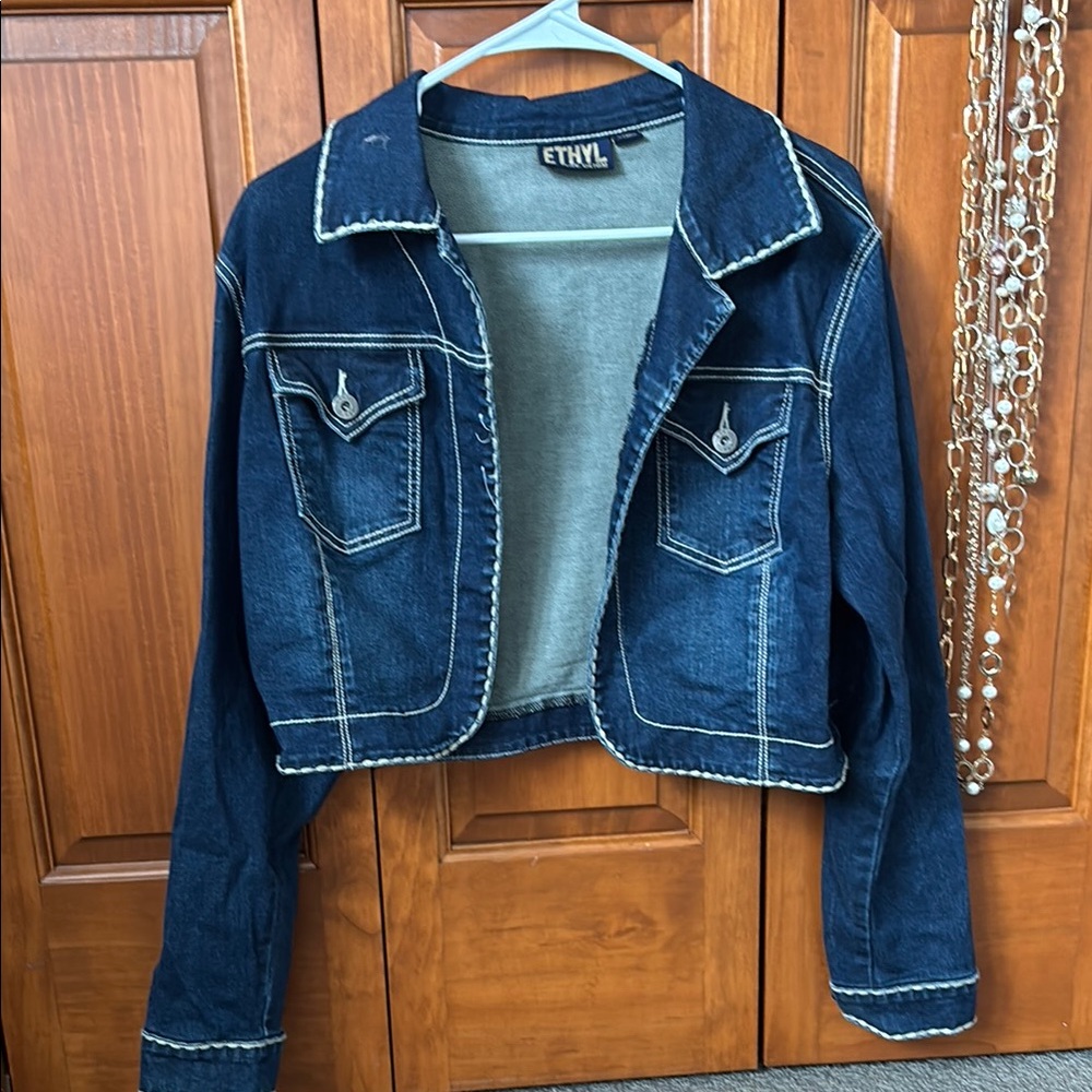 Dark Blue Cropped Jean Jacket with Contrast Stitching